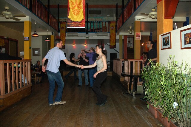 min 2006 05 02 latino 122